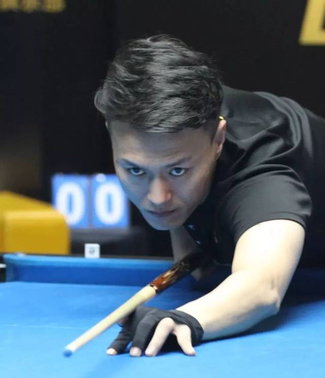 自从去年夏 自从去年夏